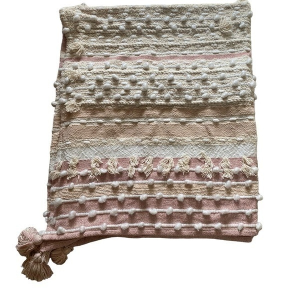 Macy’s pink cream cotton knit Pom Pom tassel throw blanket